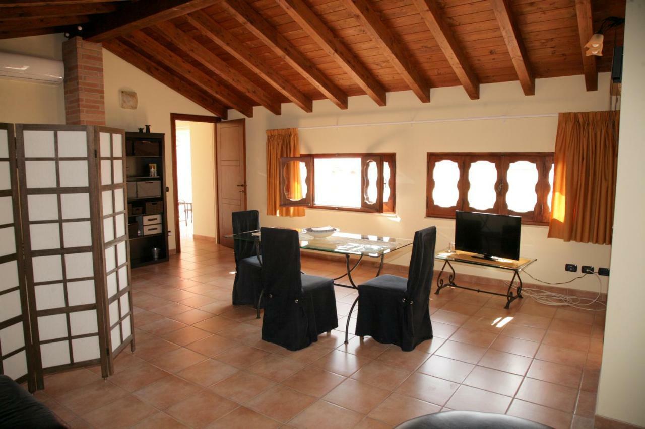 L'Isola Felice Apartment Монсеррато Экстерьер фото